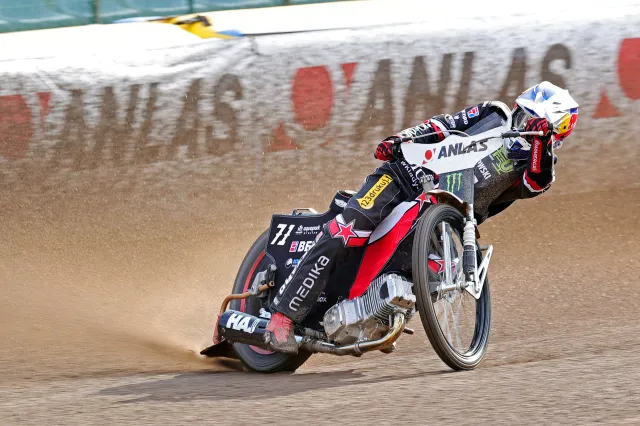 Maciej Janowski wygrał żużlową Grand Prix Czech