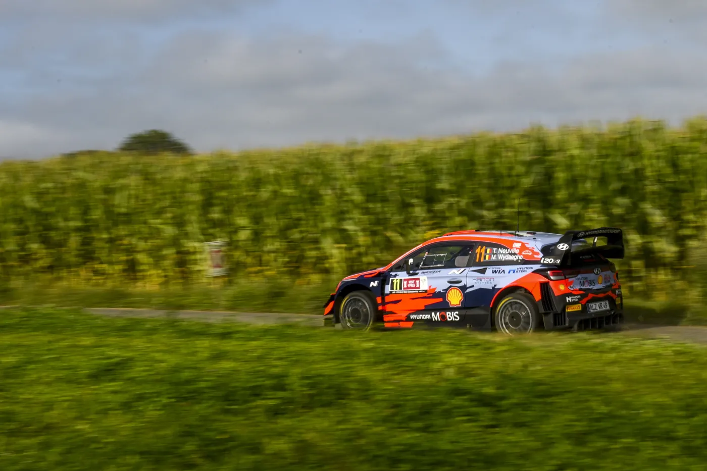Thierry Neuville liderem po drugim etapie Rajdu Ypres