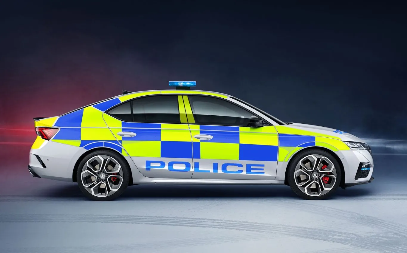 skoda-w-policji-37219436.jpg