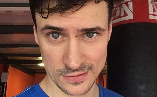 Damięcki edukuje pociechę w szpilkach: Synku, tolerancja to za mało