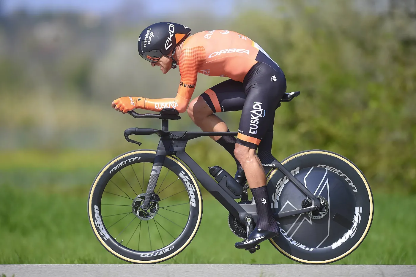 Vuelta a Espana. Luis Angel Mate wraca do domu... na rowerze