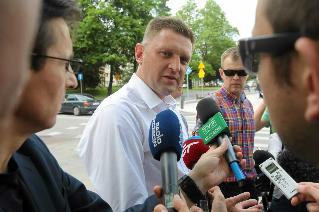 Poseł Lewicy: Polityk to nie zawód, gdzie się zarabia fortunę