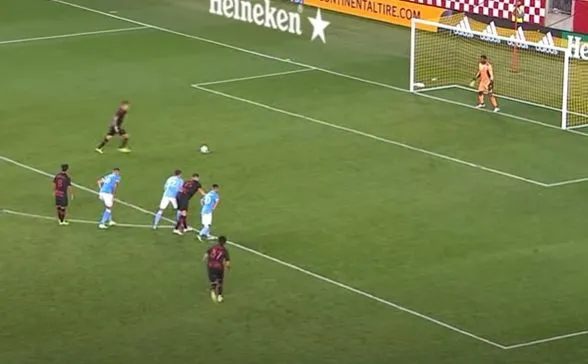 Patryk Klimala uratował punkt swojej drużynie w derbach Nowego Jorku [WIDEO]