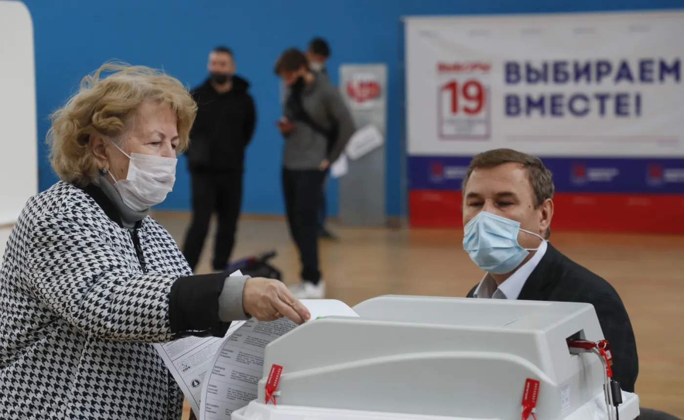 Rosja przygotowuje się do wyborów. Wszystko dla swoich, prawo dla wrogów