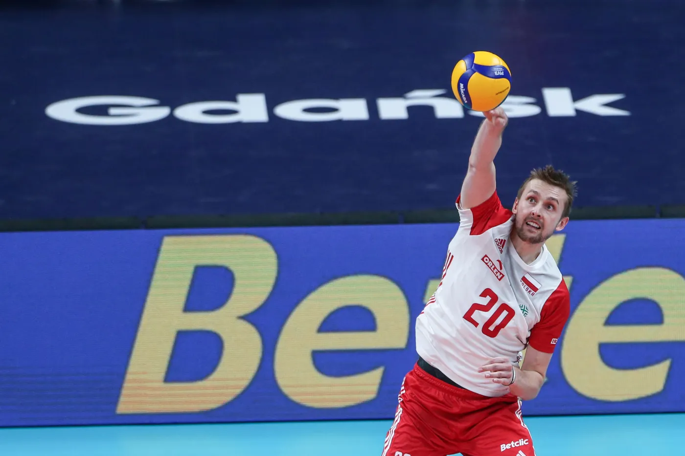 Mateusz Bieniek: W żadne klątwy ani inne pierdoły nie wierzę