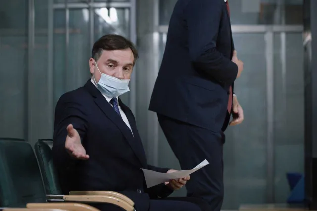 To miasto jest za małe dla nich dwóch. NIK pokaże raport o Funduszu Sprawiedliwości