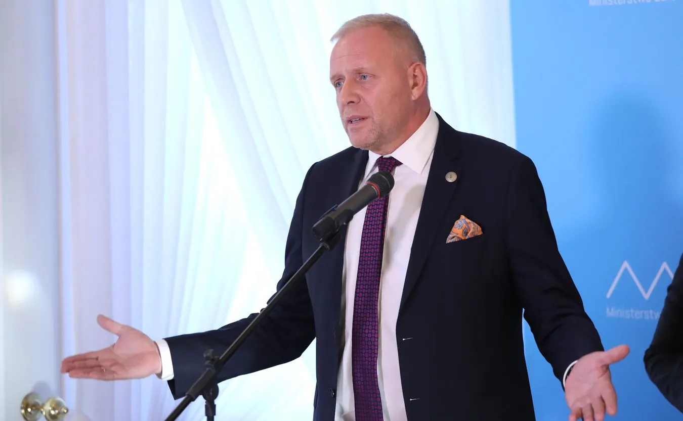 Dr Sutkowski: Czwarta fala będzie się rozkręcała