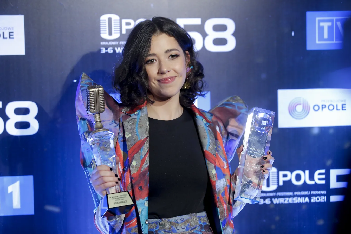 Natalia Zastępa przedstawia teledysk do nagrania "Błysk"