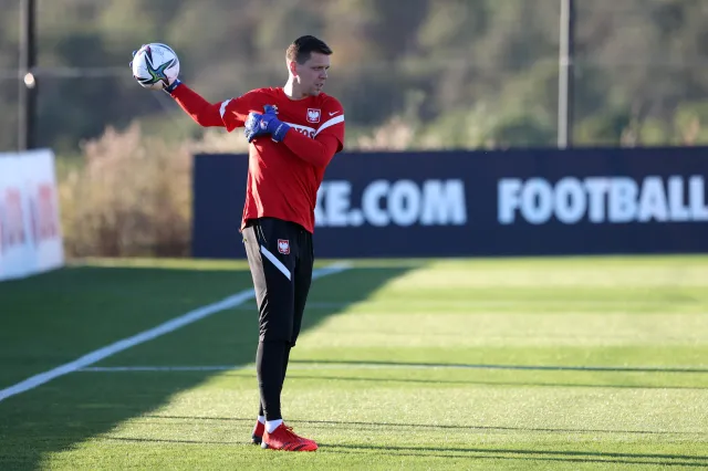 El. MŚ 2022. Szczęsny upadł na piłkę. Uraz okazał się niegroźny