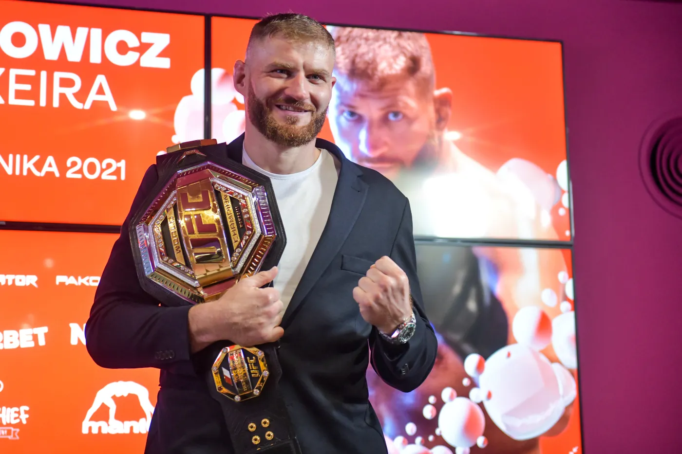 W sobotę Błachowicz po raz drugi będzie bronił mistrzowskiego pasa UFC