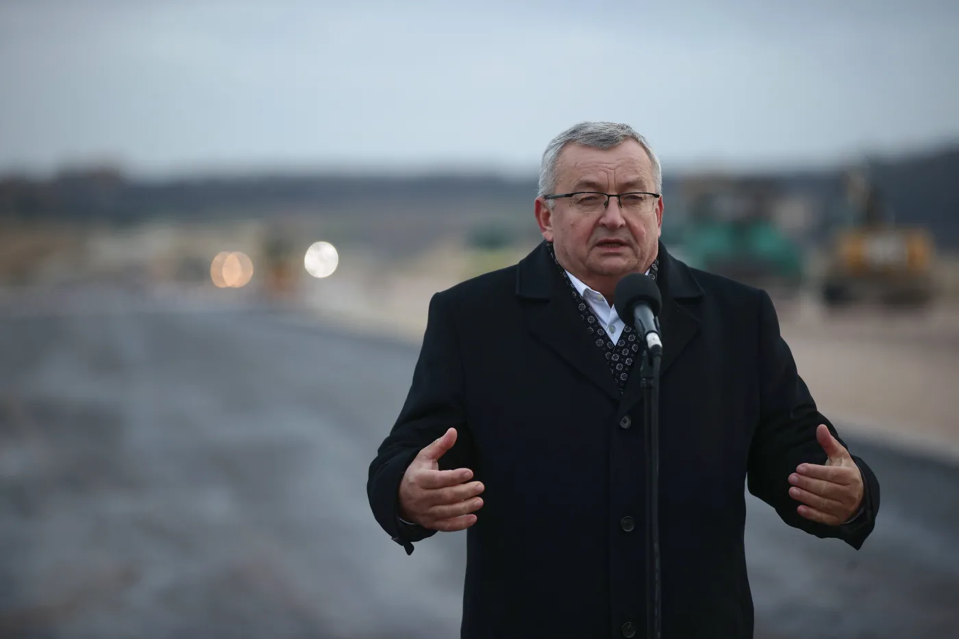 Adamczyk: Inwestycje drogowe muszą być akceptowane społecznie