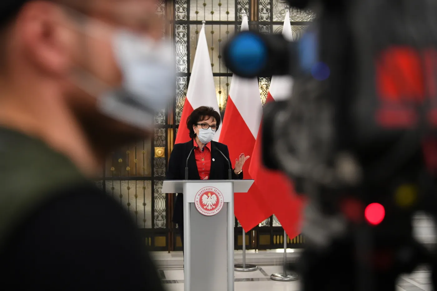 Spotkanie opozycji z PiS pokazało covidową niemoc. "Rząd abdykował"