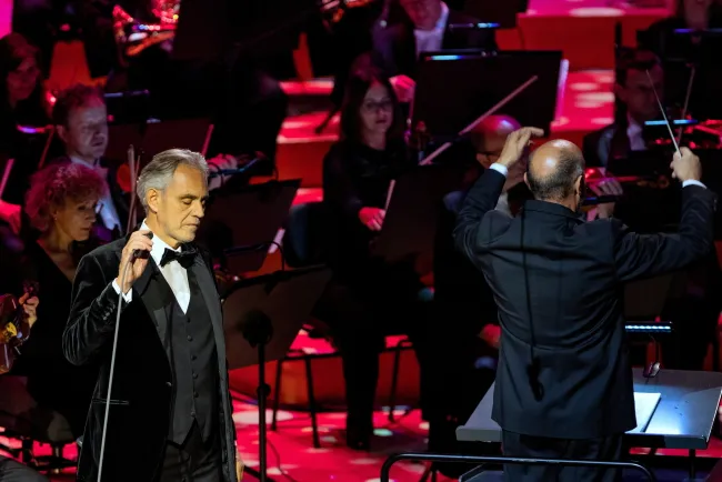 Andrea Bocelli w Katowicach w hołdzie ofiarom i represjonowanym w stanie wojennym