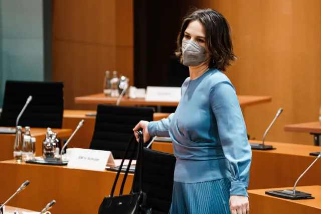 Baerbock nie została kanclerzem, ale jako szefowa MSZ chce ożywić Trójkąt Weimarski