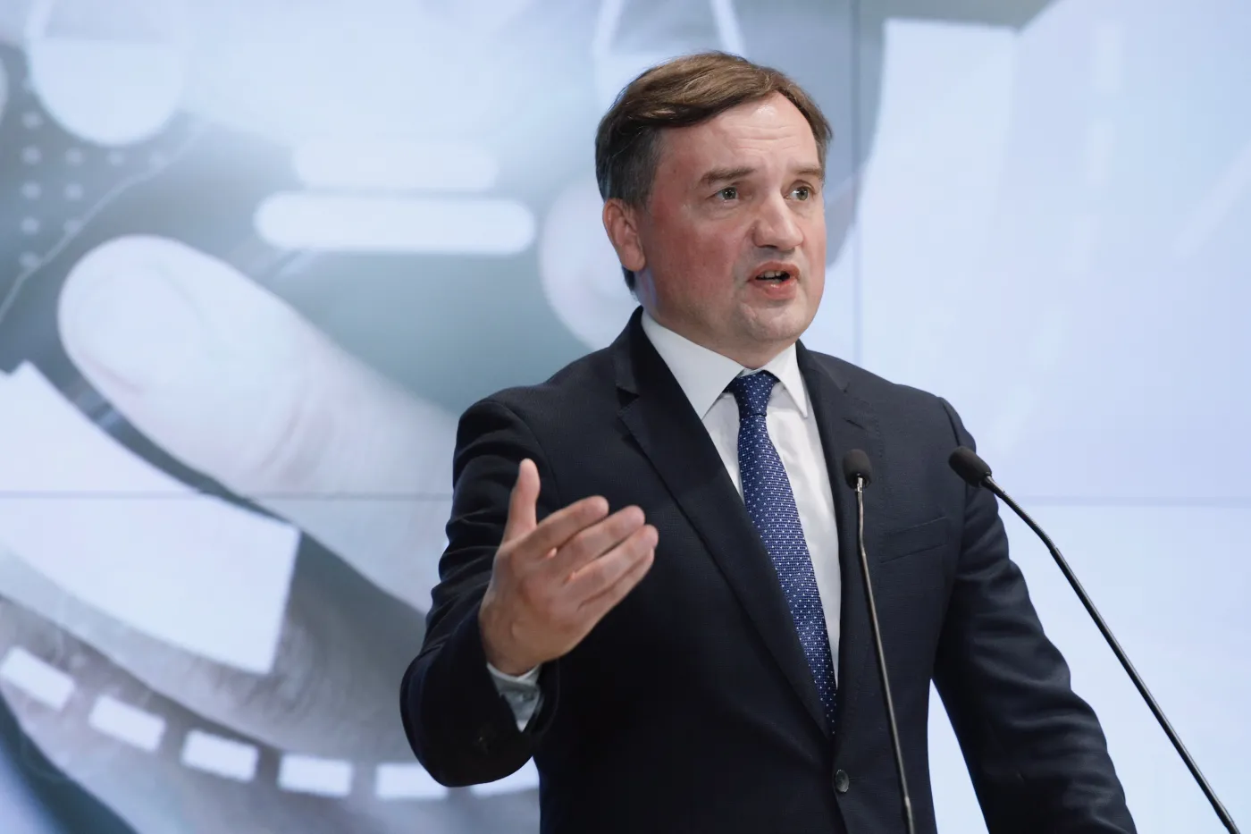 Ziobro bije w "środowiska lewackie": Teraz Dmowski, jutro pewnie Piłsudski