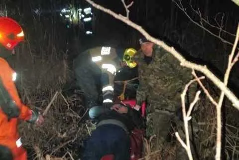 Akcja ratownicza przy granicy z Białorusią. Służby wyłowiły z bagien 4 migrantów