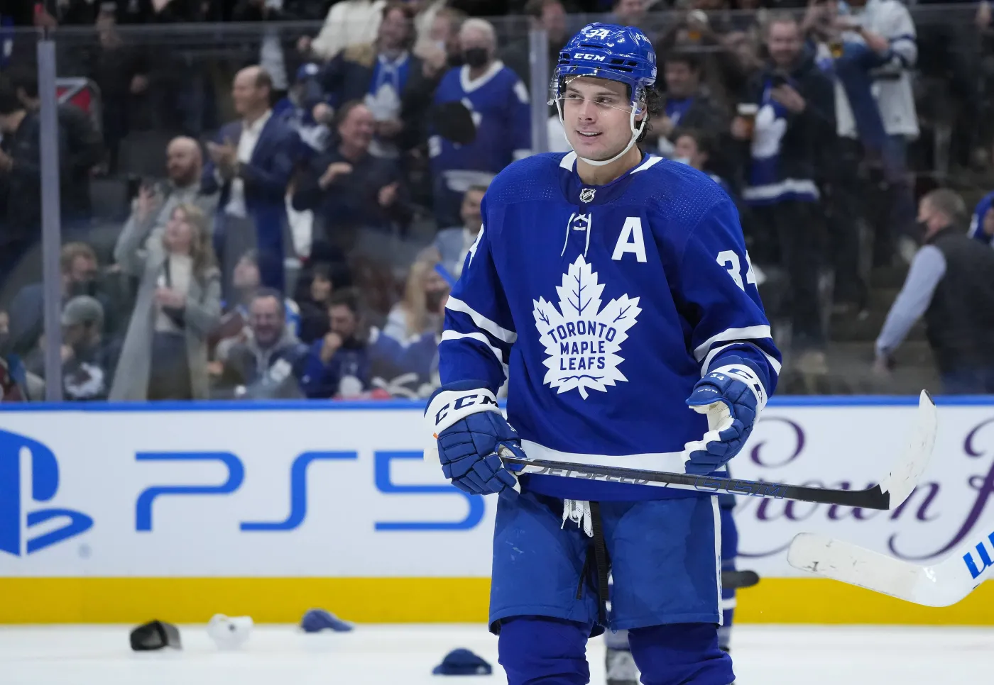 Liga NHL. Auston Matthews ustrzelił czwartego hat-tricka w karierze
