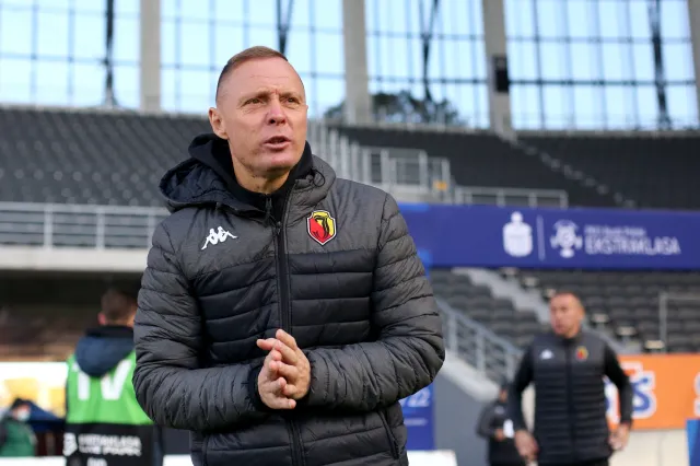 Ireneusz Mamrot: Po meczu z Legią zespół musi się zrehabilitować