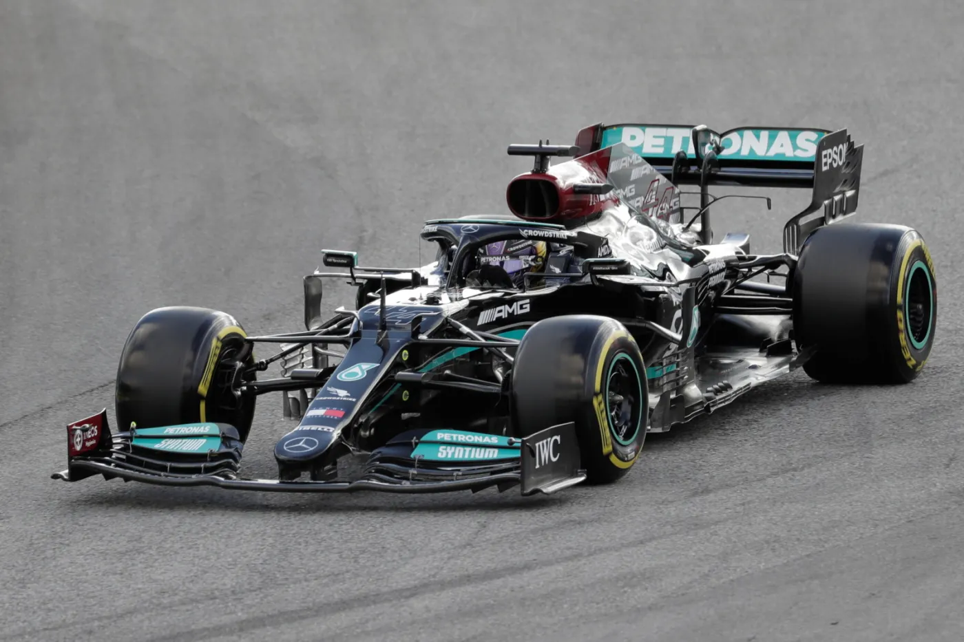 Lewis Hamilton najszybszy na treningach przed GP Arabii Saudyjskiej