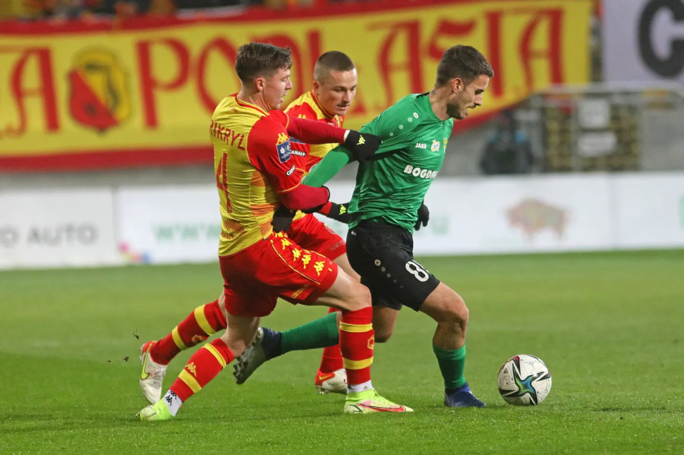 Kryzys Jagiellonii. Górnik Łęczna zbliżył się do Legii [WIDEO]