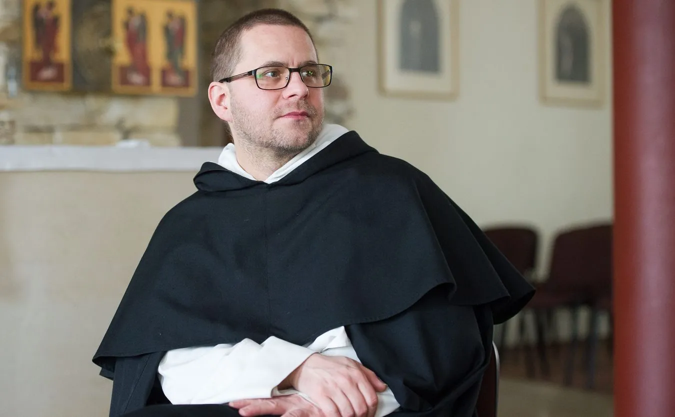 Ostre słowa o Kościele. o. Gużyński: Młodzi postrzegają go jako zakłamaną instytucję