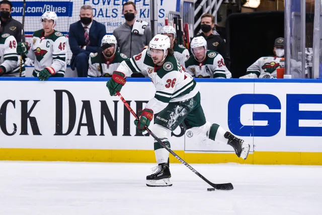 Liga NHL. Minnesota Wild zdobyli dwie bramki w ciągu czterech sekund