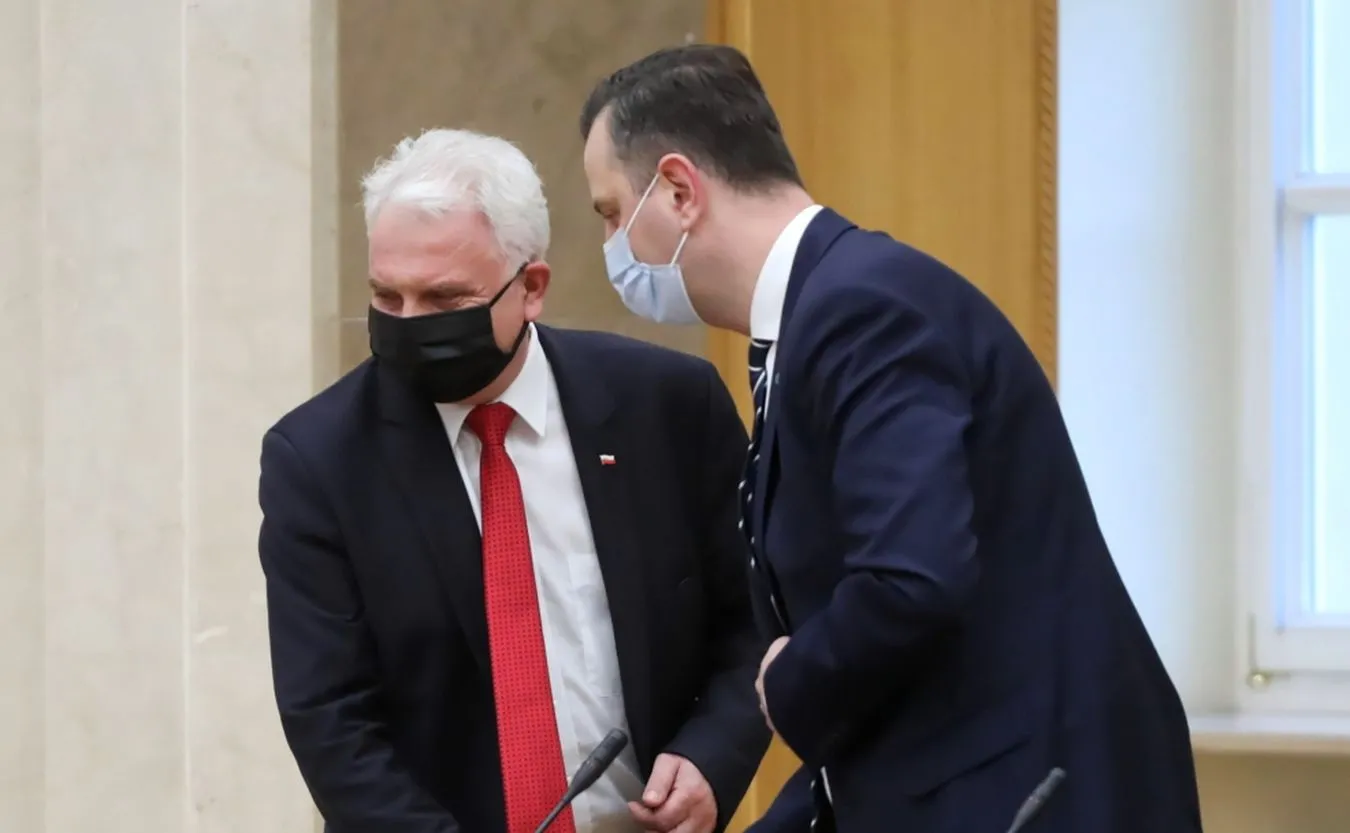 Nowe, przerażające dane o liczbie zakażeń. "Piąta fala nabiera impetu"