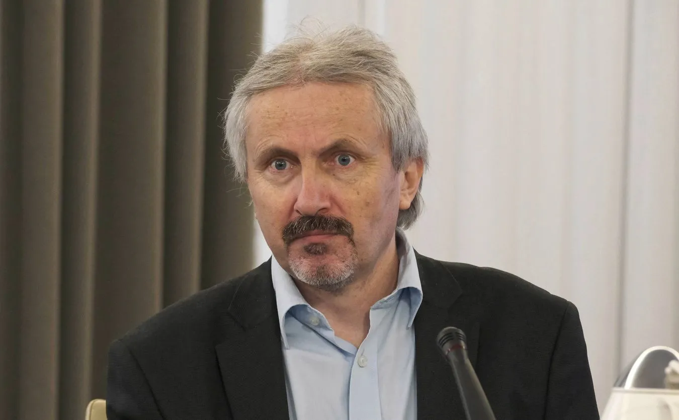 Rafał Chwedoruk: Od dawna już mamy rząd mniejszościowy [ROZMOWA]