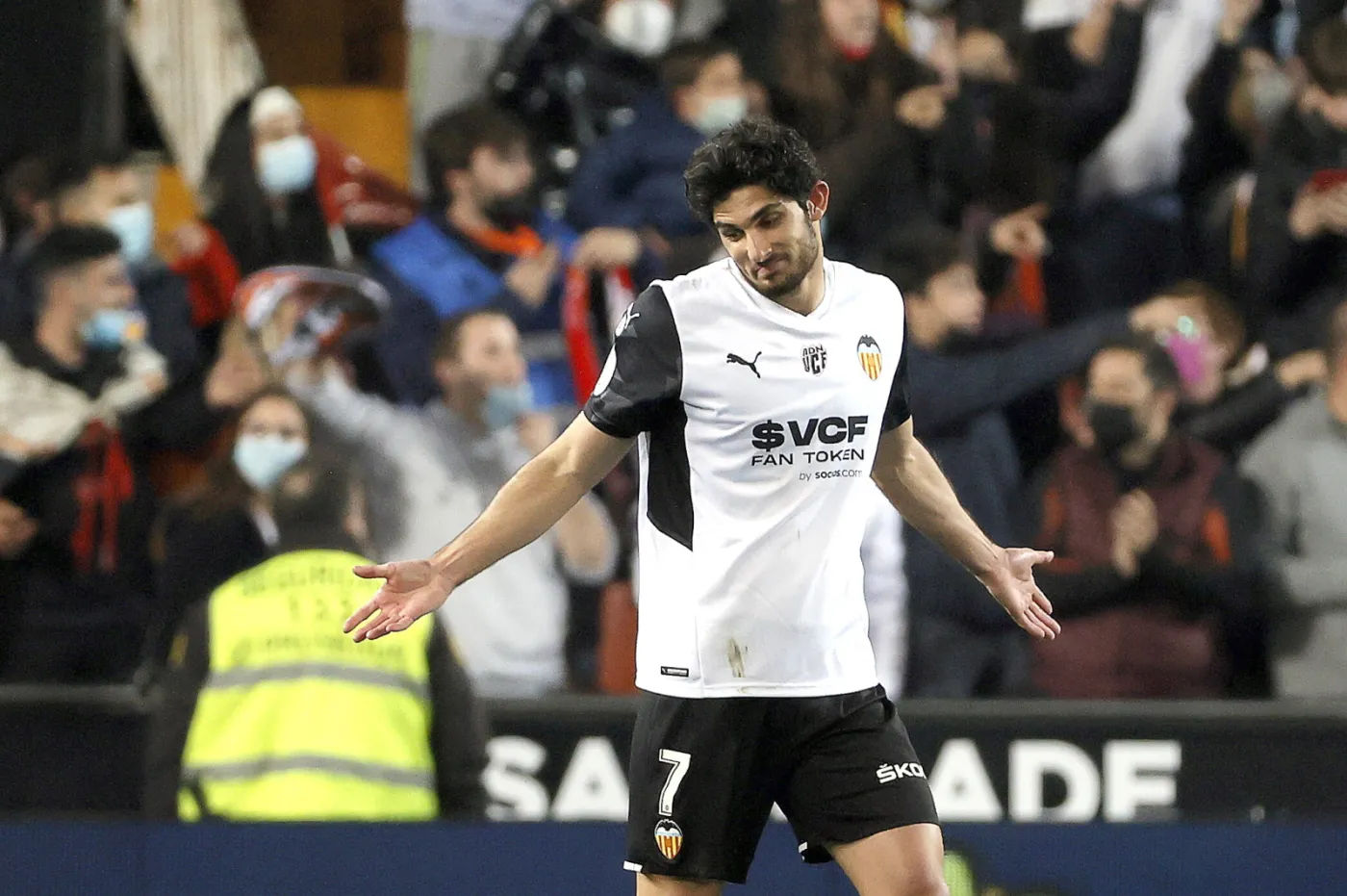 Valencia w finale Pucharu Hiszpanii. Cudowny gol Guedesa [WIDEO]