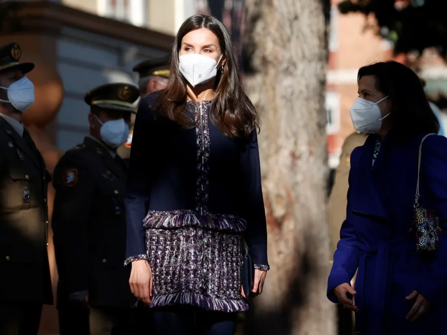 Odważne spodnie królowej Letycji "włączyły emocje" internautów. FOTO