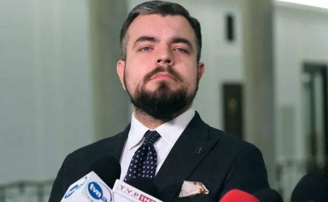 Konfederacja przeciwna "lex Czarnek": Kuratoria do likwidacji