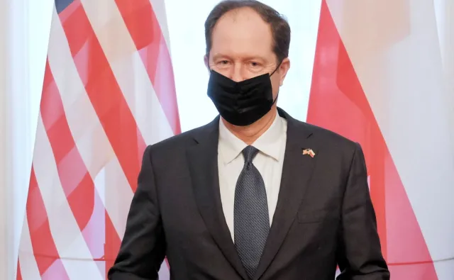 Ambasador USA: Polska jest bezpieczna, Ameryka stoi ramię w ramię z Polską