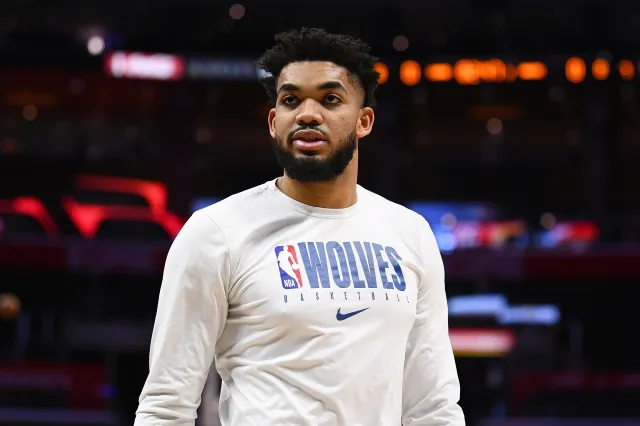 Niesamowity wyczyn Townsa. Czegoś takiego nie widzieli w NBA od 22 lat