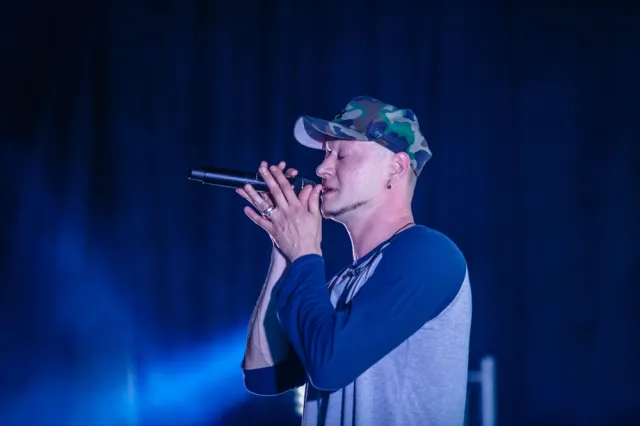 Lider zespołu BoomBox: Dziękuję, że "Czerwona kalina" stała się znana także w Polsce