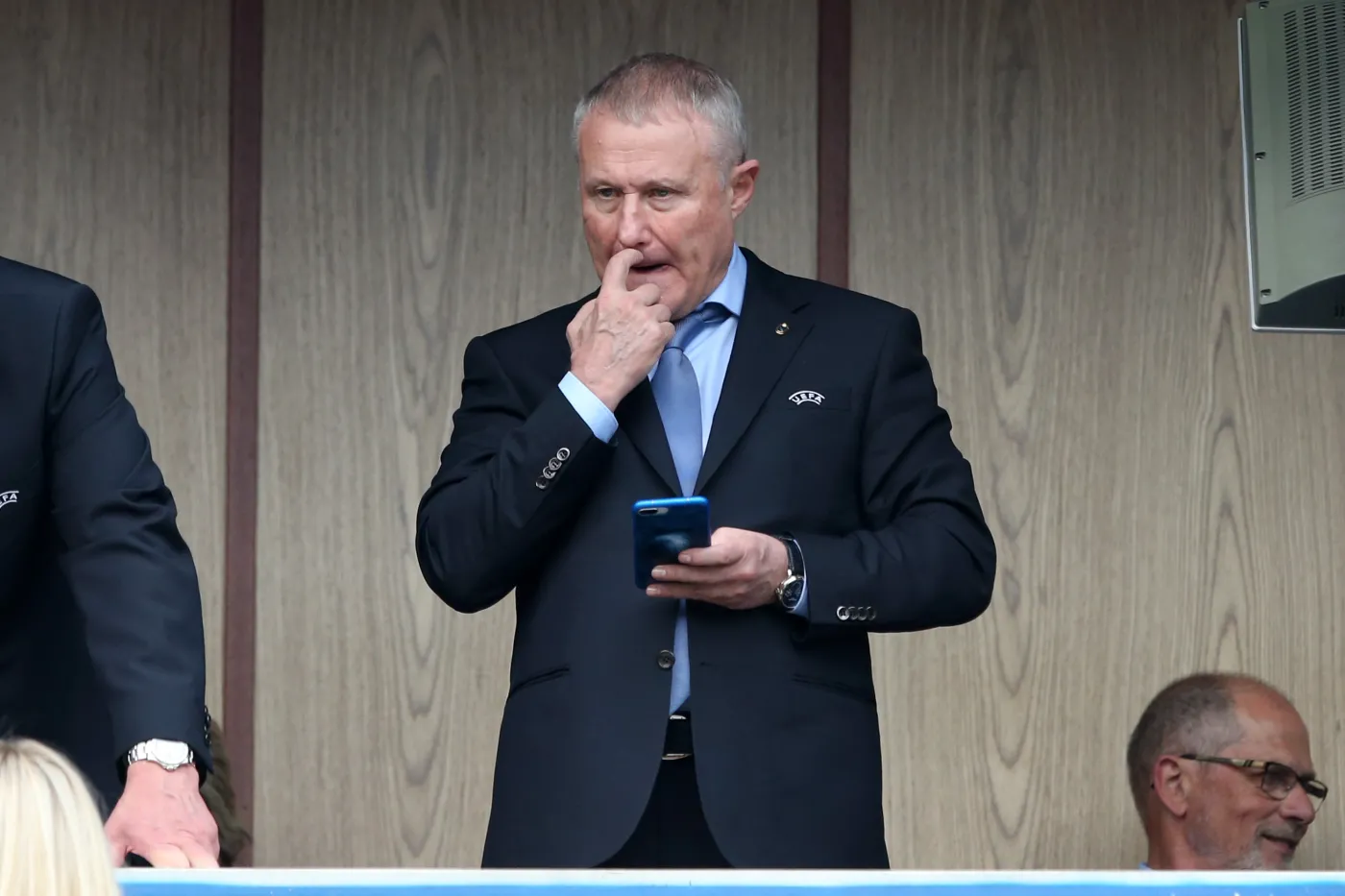 Bracia Surkisowie nielegalnie wywieźli z Ukrainy ponad 17 mln dolarów