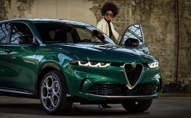 Alfa Romeo Tonale ujawniona! Błyszczy stylem, napędem i gwarancją