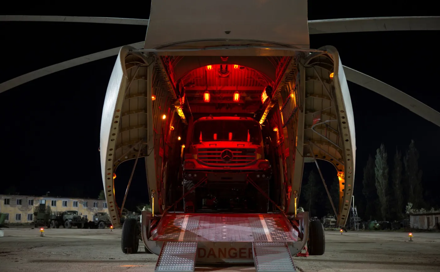 Mercedes będzie wozić polskie czołgi. Jelcz w pokonanym polu