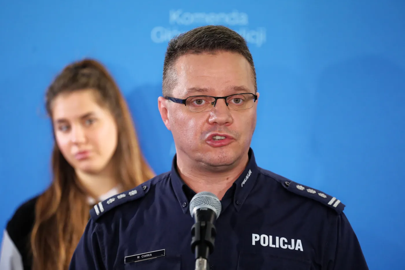 Policja alarmuje: Nie ma dnia, aby uchodźcy z Ukrainy nie zostali okradzeni czy oszukani