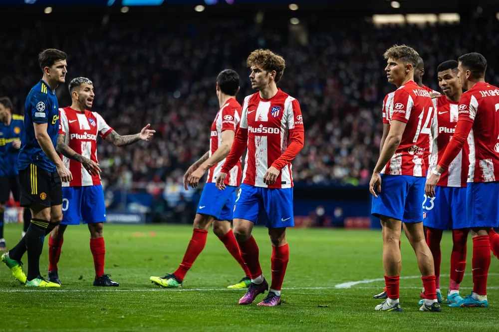 Atletico Madryt dostarczyło do Warszawy pomoc dla ukraińskich uchodźców