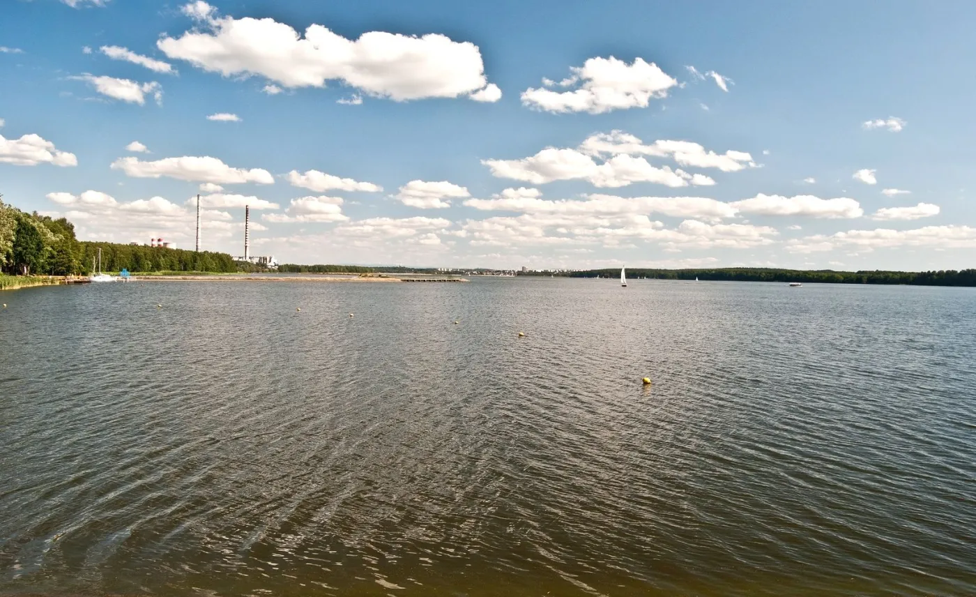 13 dzieci wypadło z kajaków do wody na Zalewie Rybnickim