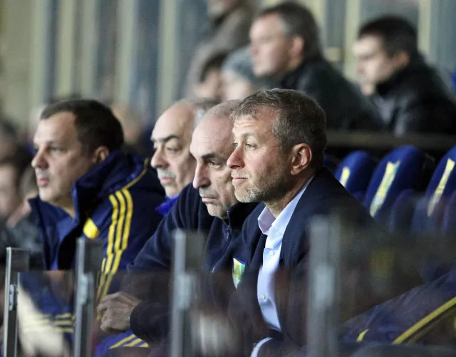 Sąd zamroził połowę majątku Abramowicza. O jaką kwotę chodzi?