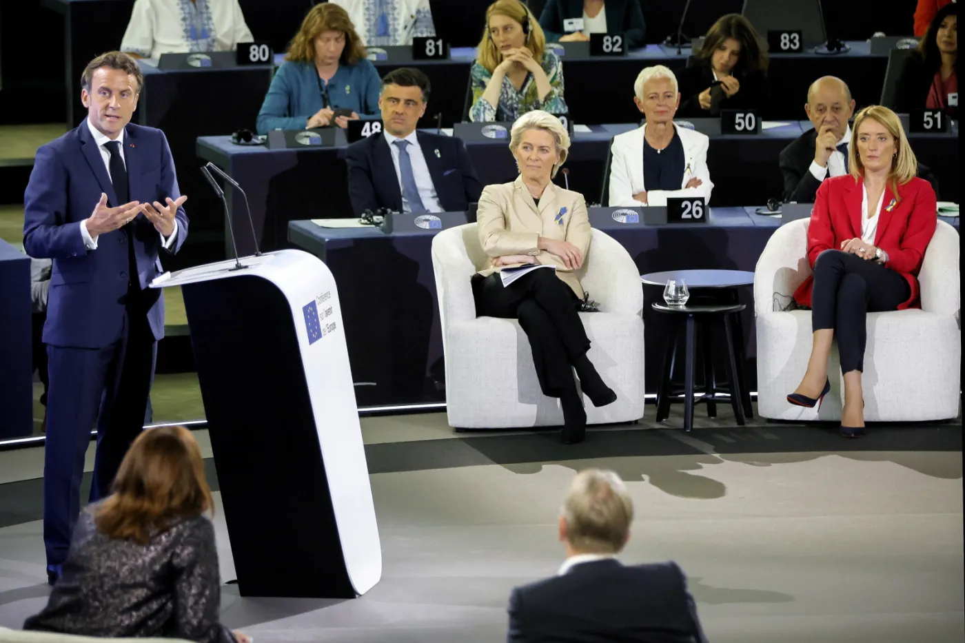 Macron w PE: Ukraina w UE? To potrwa lata, potrzeba innych form współpracy