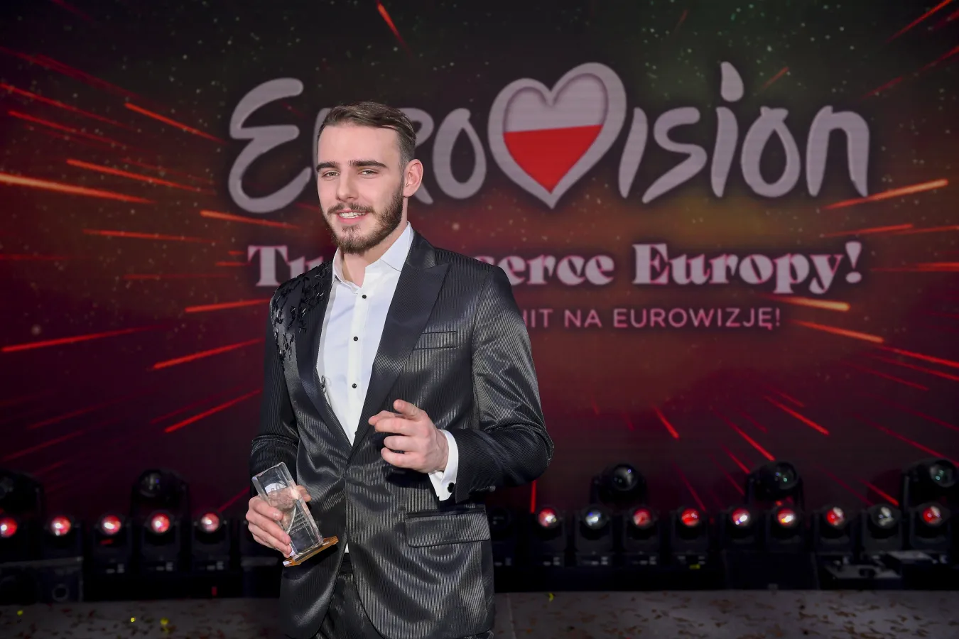 EUROWIZJA 2022. Włochy żyją konkursem. Dziś "polski" półfinał, startuje Krystian Ochman