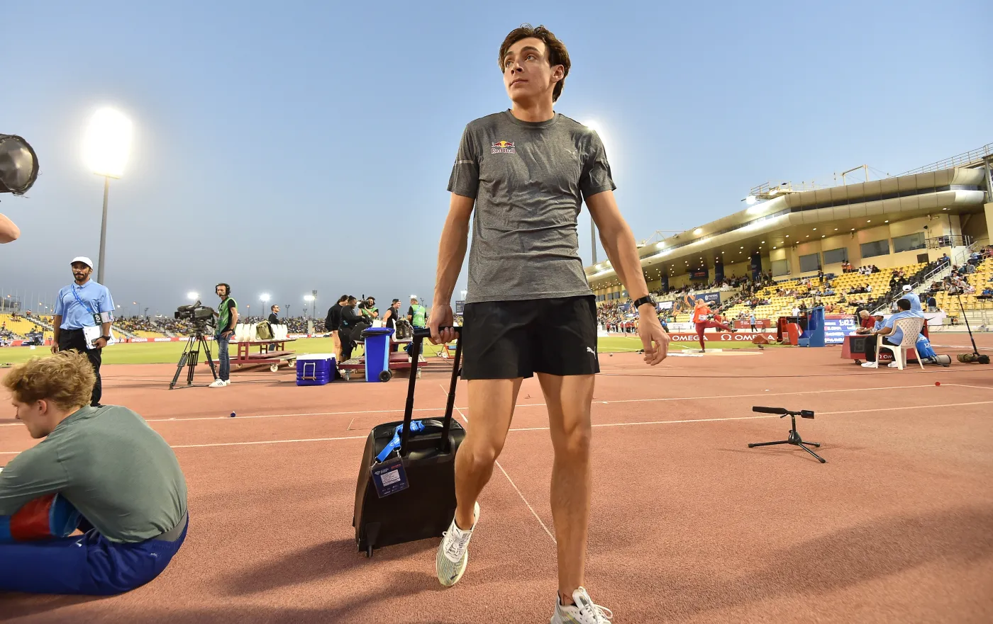 Duplantis wygrał konkurs skoku o tyczce na mityngu Diamentowej Ligi w Dausze