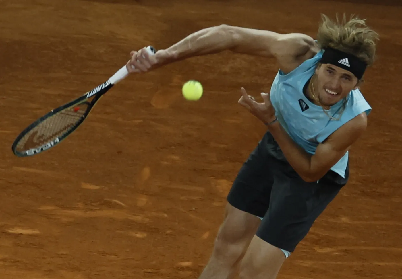 Zverev i Tsitsipas uzupełnili stawkę półfinalistów turnieju w Madrycie