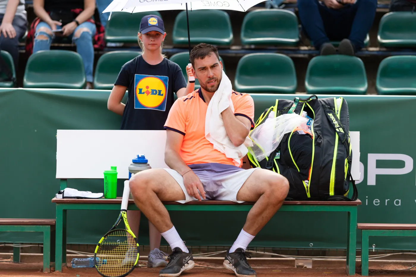 Janowicz przegrał z kwalifikantem w 1. rundzie Challenger Poznań Open