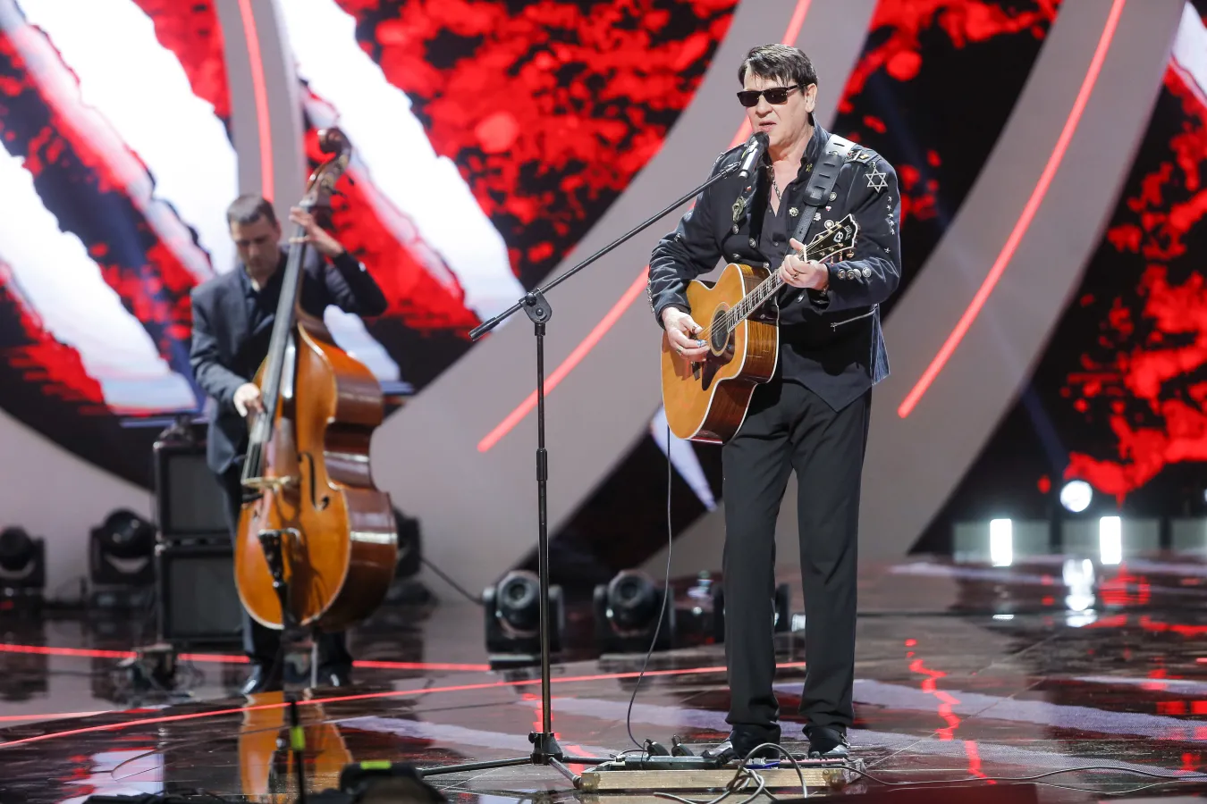 Sopot SuperHit Festiwal 2022. Maleńczuk pozdrowił Lecha Wałęsę ze sceny