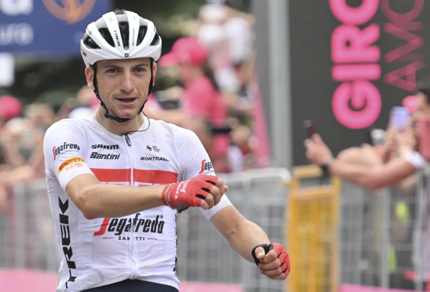 Ciccone najszybszy na 15. etapie Giro d'Italia. Carapaz wciąż liderem