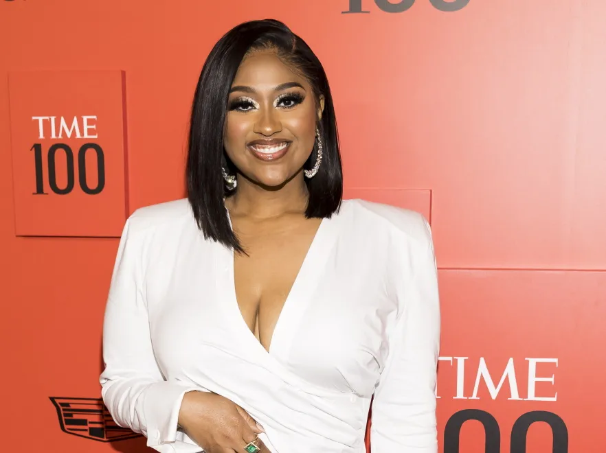 Jazmine Sullivan na "Time 100 Gala" - trudno uwierzyć, że coś TAKIEGO mogło się wydarzyć w stylizacji... FOTO