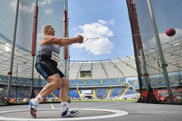 Anita Włodarczyk doznała kontuzji goniąc złodzieja, który chciał ukraść jej auto